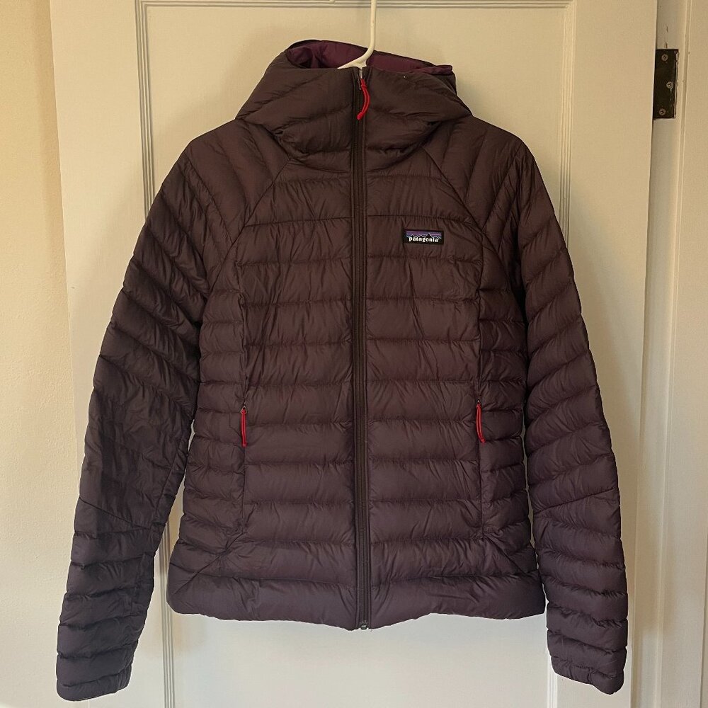 Patagonia women's down sweater hoody